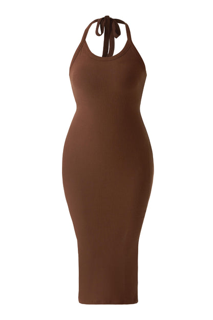Rugloze jurk met gedrapeerde hals en bandjes, met ingebouwde shapewear