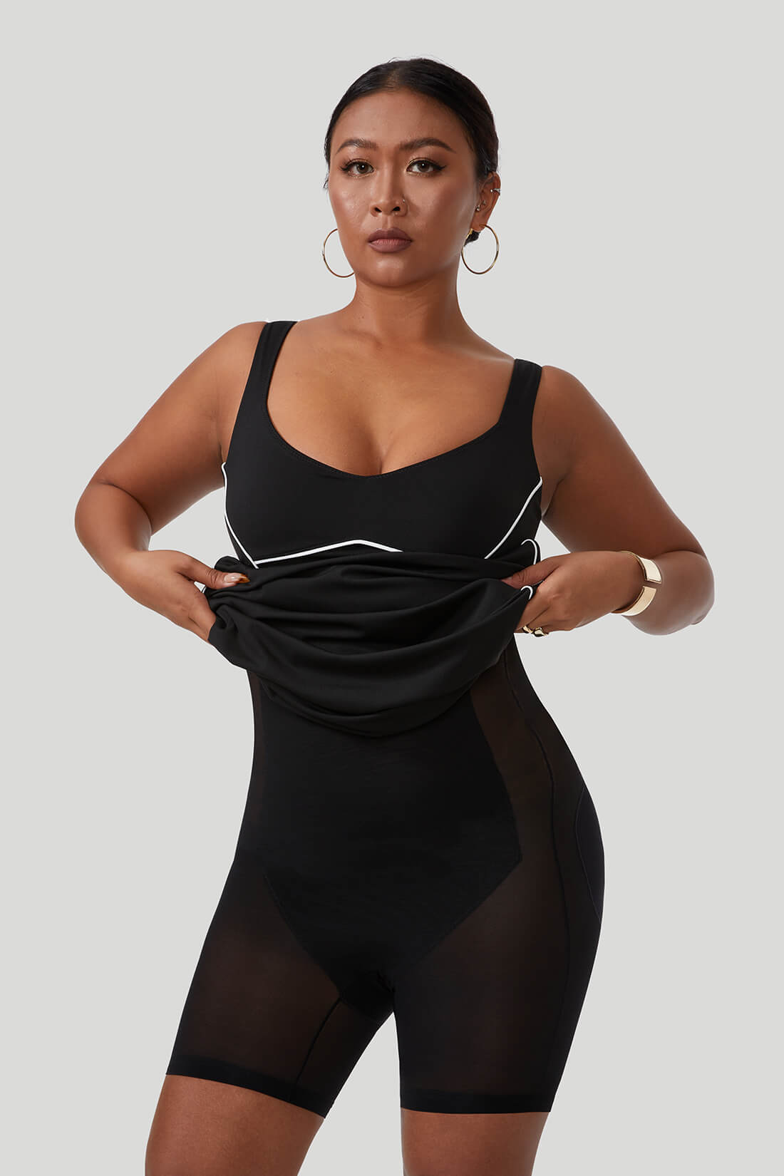 Maxi-jurk met contrasterende kleuren en ingebouwde shapewear