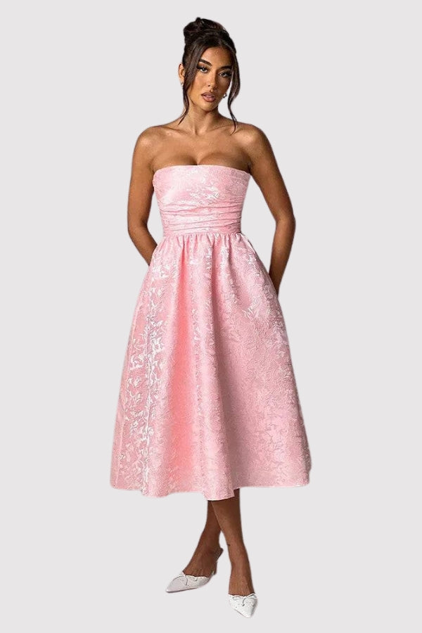Bodycon-jurk met schuine hals en heupomslag