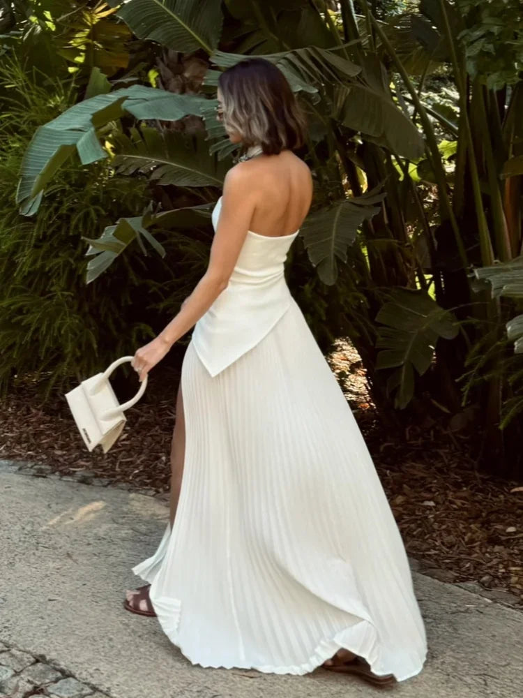 Chique strapless maxi-jurk met geplooide zoom