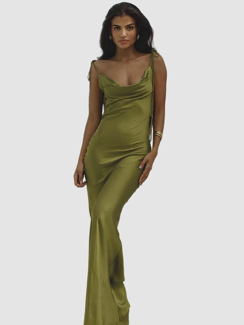 Elegante vloerlange groene jurk met spaghettibandjes
