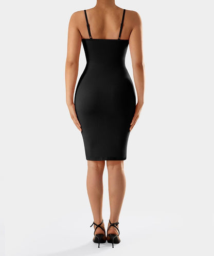 Nauwsluitende jurk met spaghettibandjes en ingebouwde shapewear