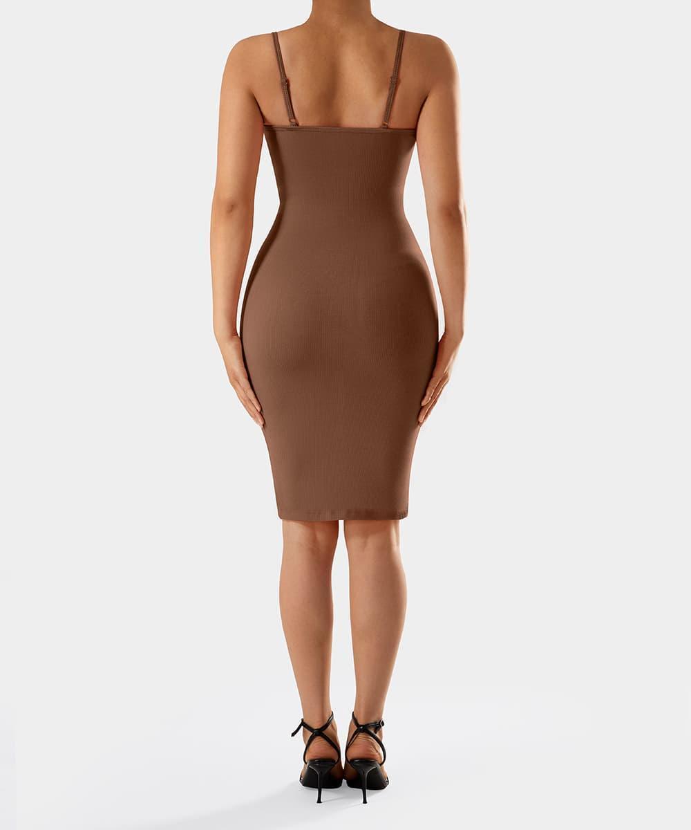 Nauwsluitende jurk met spaghettibandjes en ingebouwde shapewear