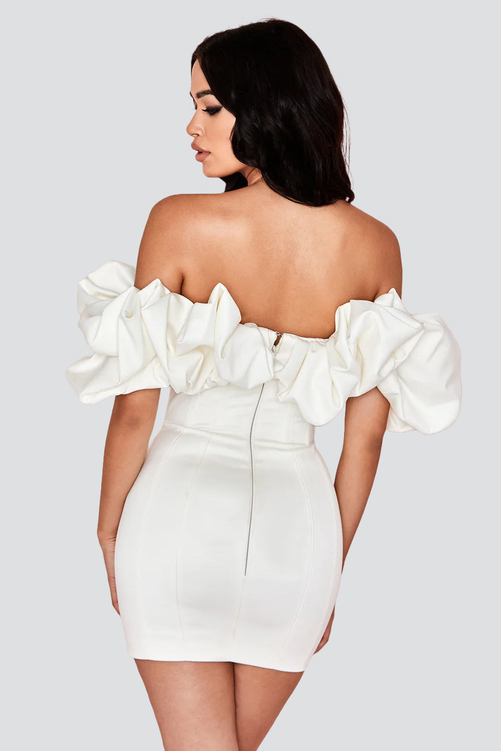 Bodycon-jurk met ruches en blote schouders