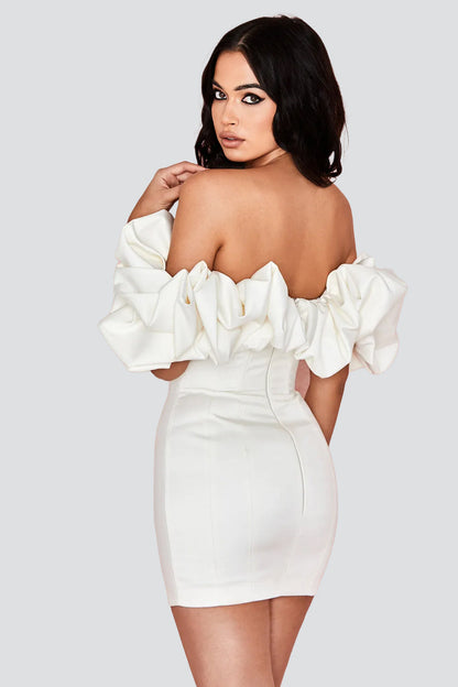 Bodycon-jurk met ruches en blote schouders