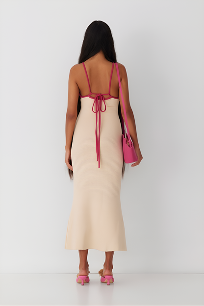 Elegante maxijurk met schelpendetail