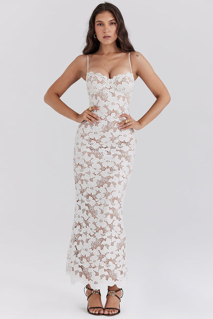Witte kanten slingjurk met uitsparingen